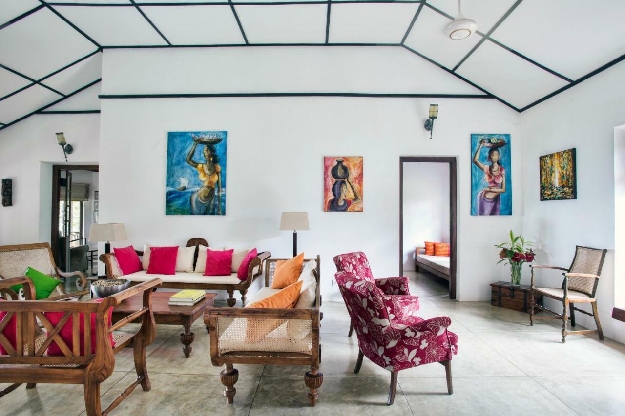 ホテル Rosyth Estate House ケーガッラ エクステリア 写真